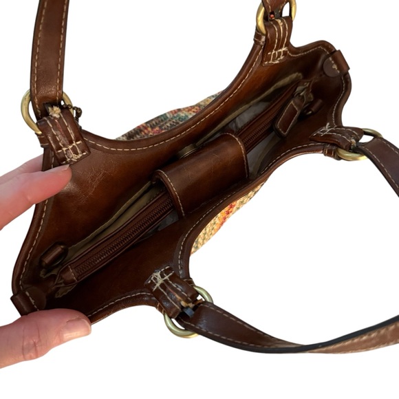 Strada Basket Weave Leather Tote Bag - Picture 7 of 14